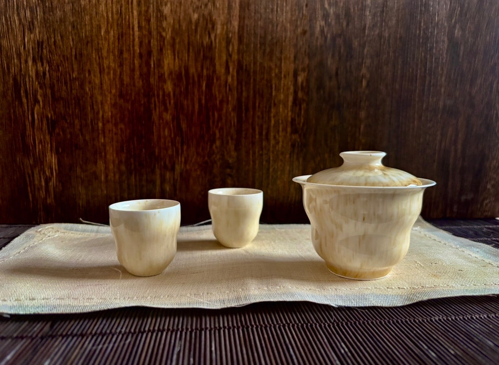 QIU Atelier Light Chasing Series Kung Fu Tea Set